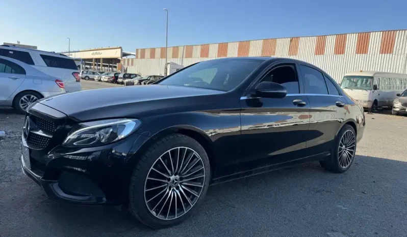 
مرسيدس C200 مستورد كوري كامل									
