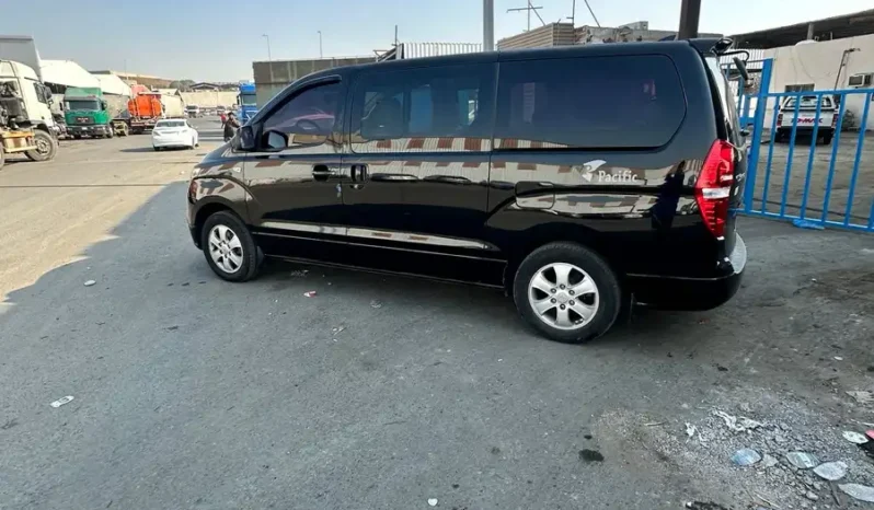 
هيواندي H1 موديل 2019 12 راكب ديزل كامل									