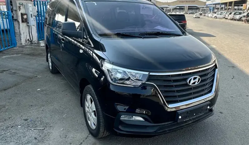
هيواندي H1 موديل 2019 12 راكب ديزل كامل									