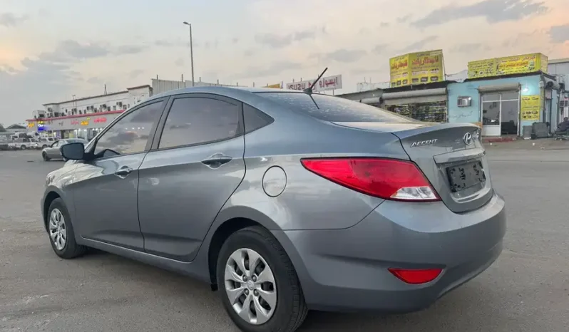 
هيواندي اكسنت 2019 بنزين وارد كوريا كامل									