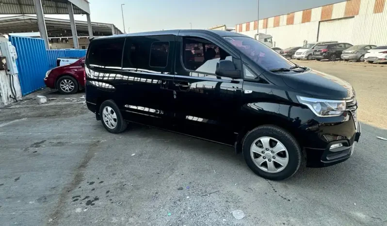 
هيواندي H1 موديل 2019 12 راكب ديزل كامل									