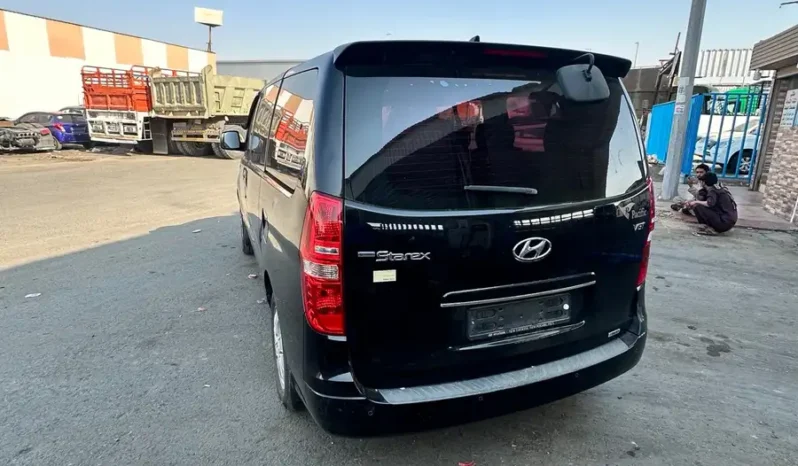 
هيواندي H1 موديل 2019 12 راكب ديزل كامل									