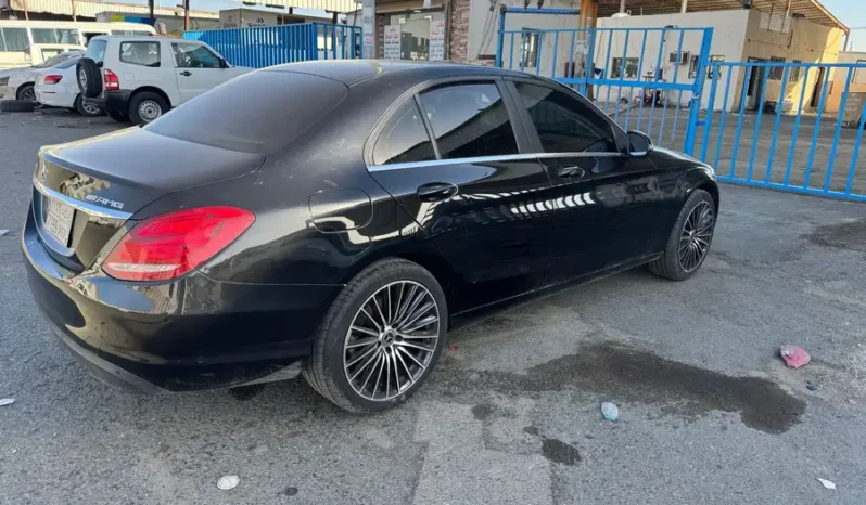 
مرسيدس C200 مستورد كوري كامل									