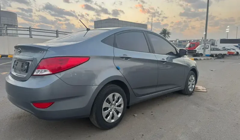 
هيواندي اكسنت 2019 بنزين وارد كوريا كامل									