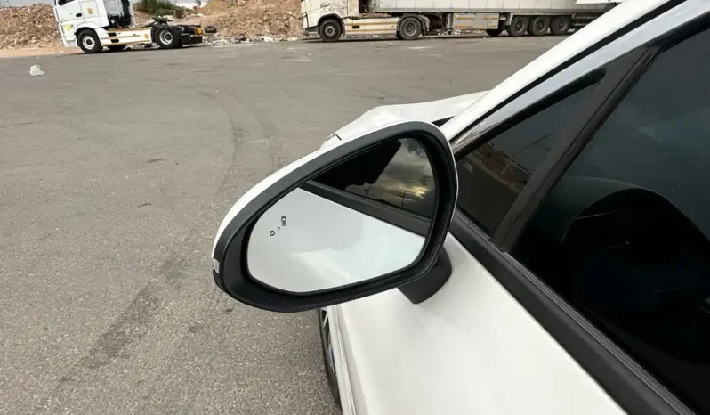 
كيا K5 موديل 2021 مكينه 2.0 كامل									