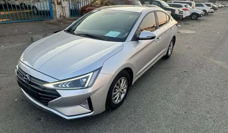 
هيواندي النترا بنزين مكينه 1.6 بطاقة جمركية 2019 كامل									